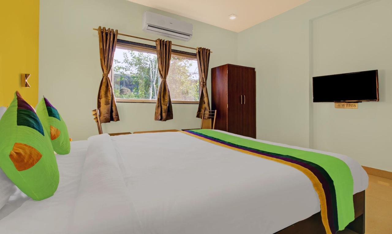 Treebo La Paradise มหาบาเลชวาร์ ภายนอก รูปภาพ