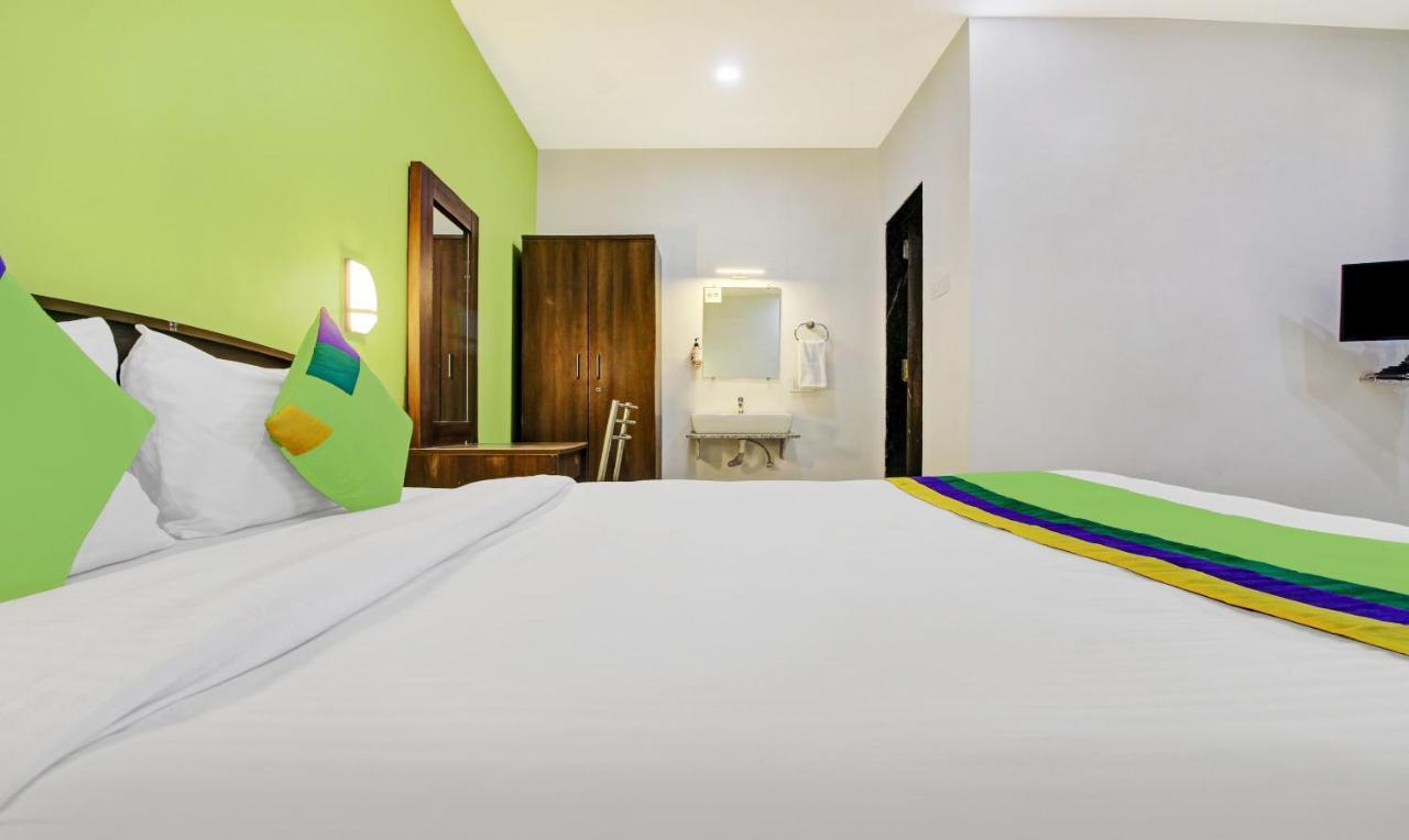 Treebo La Paradise มหาบาเลชวาร์ ภายนอก รูปภาพ